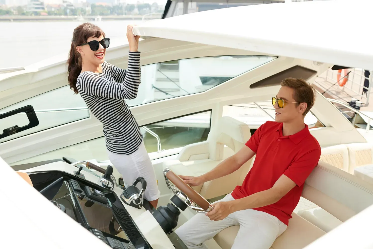 Acheter un bateau neuf : Quels sont les critères essentiels à considérer ?