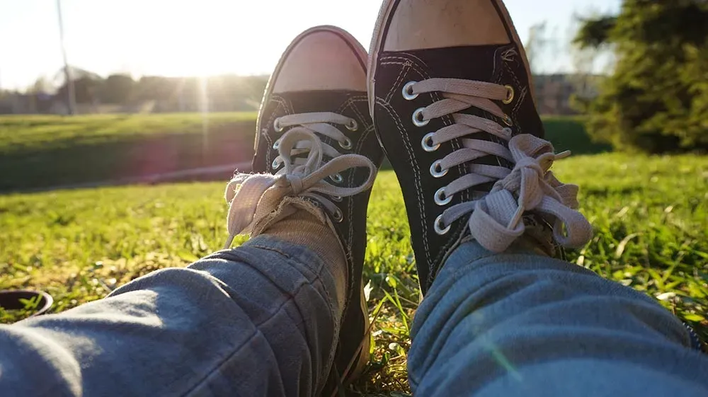 Astuces pour éliminer la mauvaise odeur dégagée par vos chaussures