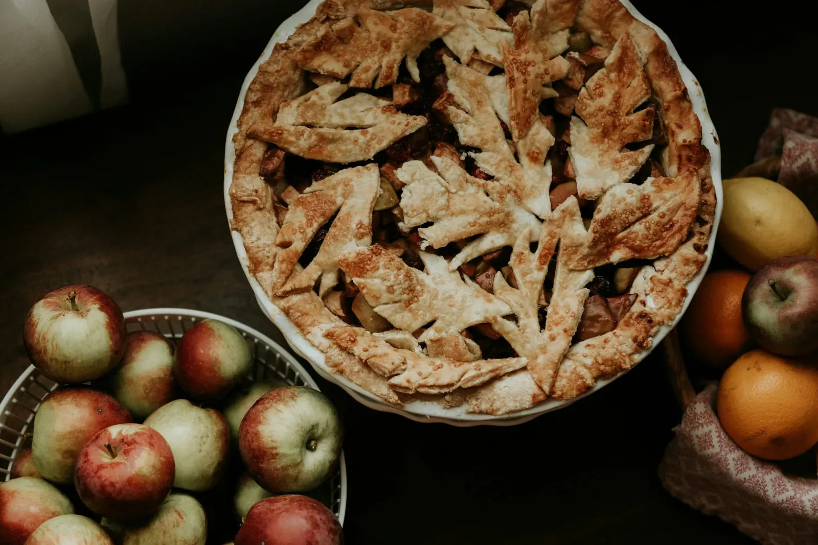 Comment préparer une délicieuse tarte aux pommes à la normande ?