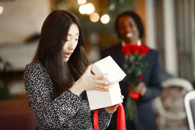 Offrir un bijou unique pour la saint valentin, c’est possible !
