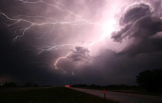 Sachez comment protéger vos appareils électriques lors d’un orage